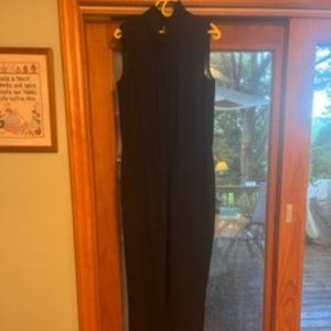 JUMPSUIT - VINCE CAMUTO - SIZE SMALL - BLACK